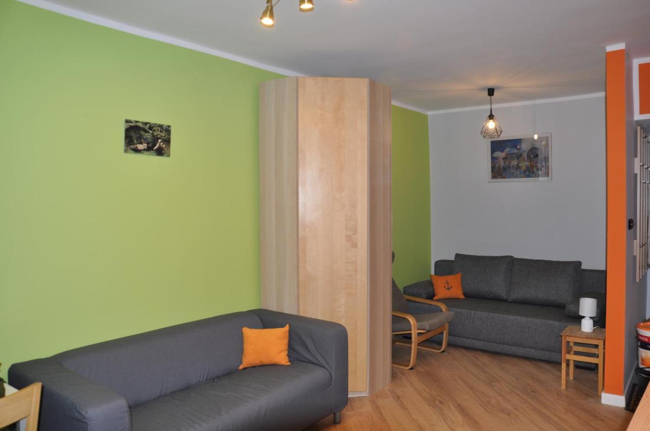 Appartement Metro Arsenal - 100 M Od Metra *