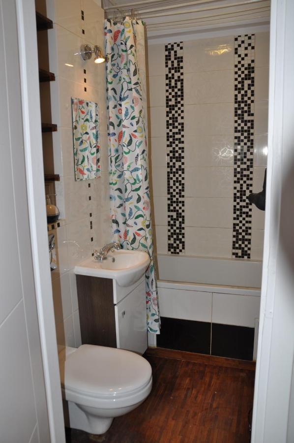 Appartement Metro Arsenal - 100 M Od Metra
