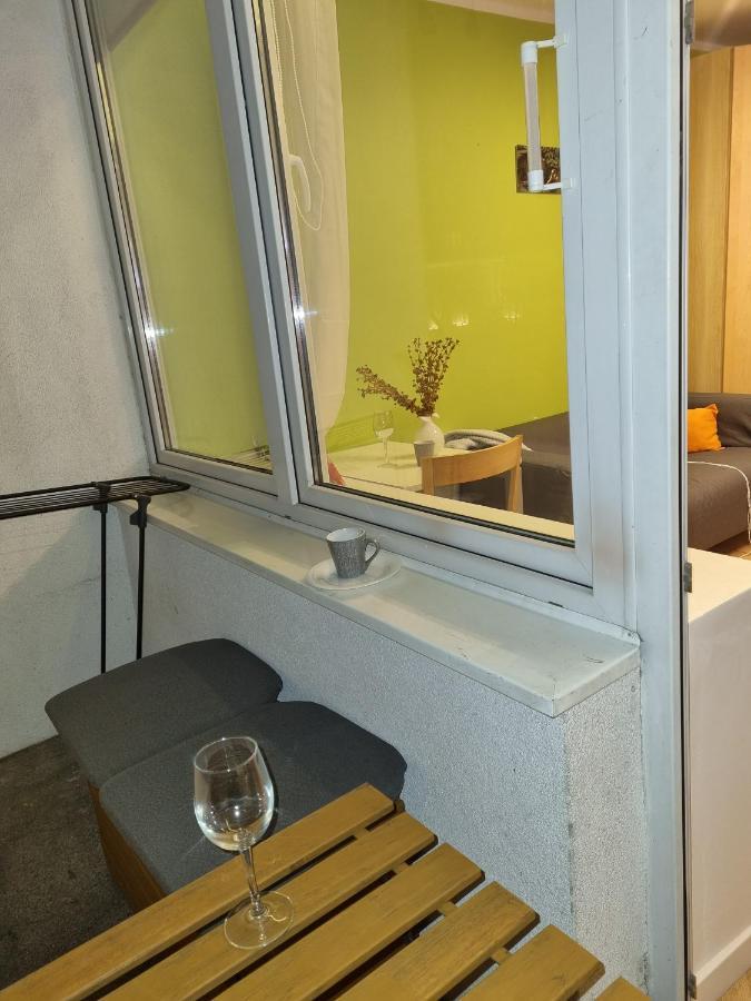 Appartement Metro Arsenal - 100 M Od Metra Warschau